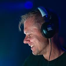 Armin van Buuren је додао/ла нову...