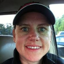 Stephanie Sniffen's Instagram, Twitter & Facebook