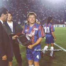 Miguel herrera fue presentado como nuevo director técnico de los tigres de la uanl de cara al torneo apertura 2021 y de inmediato, el entrenador mexicano comenzó a ponerle sazón a la rivalidad entre los felinos y albiazules, pues expresó que durante su gestión, el conjunto de san nicolás de los garza. Fotolog Magazine 2020 Futbol Futbolero Football Mexicano