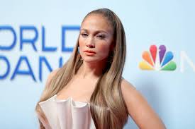 She told jimmy fallon that the album would feature six or eight songs performed by herself and two or three songs performed by maluma, as well as a duet between the two that is performed as both an. Is Jennifer Lopez S Butt Really Insured For 27 Million