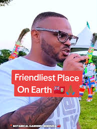 Bermuda Is The Friendliest Place On Earth🇧🇲🌍 People in Bermuda (in  general) are friendly. They will wave at you and strike up a convo even if  they don’t know you. We are laid back, cool, calm and ...