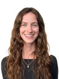 Gabrielle Carr's Instagram, Twitter & Facebook