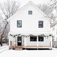A Very Farmhouse Christmas Kitchen Honeybear Lane White Farmhouse Exterior Modern Farmhouse Exterior House Exterior