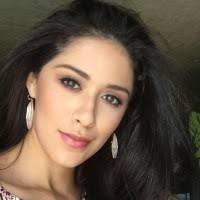 30+ "Abby Maciel" profiles