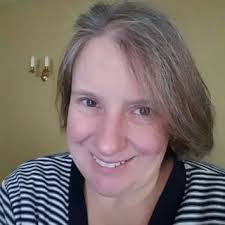 Lisa Donegan's Instagram, Twitter & Facebook