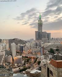 أينما كنت داخل حدودها فأنت بأمان وإن فعلت الخير فيها فأضعاف الأجر من نصيبك لهذا ستظل مكة عامرة في قلوب المسلمين Fotografi Pemandangan Pemandangan Fotografi