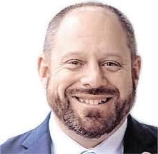 Roslyn 2022_11_18 by The Island 360