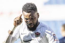 Türkiye'den de fenerbahçe açık açık oyuncuyu istiyor. Boupendza Fenerbahce Yi Istiyor Ntvspor Net