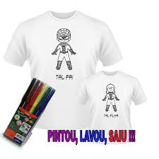 Animais, carros, personagens de desenhos animados estão esperando por seu pequeno artista. Camiseta Para Colorir Mais Canetinha Lavavel Tal Pai Tal Filha