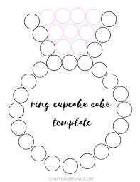 Here S A Cute And Cheap Way To Have An Engagement X2f Wedding Cake Use Only Cupcakes And Arrang Engagement Cupcakes Bridal Shower Cupcakes Ring Cupcakes Cake