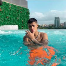 .rauwalejandro #kevvo #daddyyankee #lunay #nickyjam #mikywoodz #omydeoro #jaywheeler almighty #ozunapr #lunay #eldominionigga #anuelaa #ozuna #realhastalamuerte #bryantmyers #jonz. Lunay Lunaypr Official Instagram Profile Picdeer Young Cute Boys Cute Boys Light Skin Boys