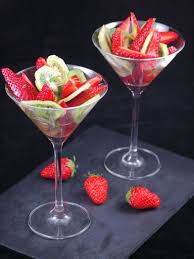 Salade De Fraises Et Kiwis Recette Recettes De Cuisine Salade Fraise Et Recette