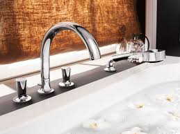Damit der wasserhahn hält, muss er festgezogen werden. Badarmaturen Fur Waschtisch Dusche Und Badewanne Bauen De