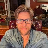 Darwin Keys's Instagram, Twitter & Facebook