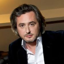 Quand tu plonges dans le chaos. Nicolas Rey Biographie News Photos Et Videos Tele Loisirs