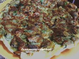 Bisogna grigliarle su una piastra molto calda e antiaderente. Frittata Di Zucchine E Melanzane Cipolla Uova E Olio Di Oliva
