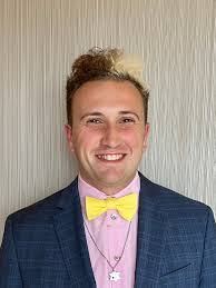 Erin Edmonds's Instagram, Twitter & Facebook