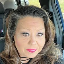 How to do a gender reveal