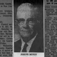 Bud Kelso's Instagram, Twitter & Facebook