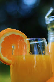 Old Fashioned Screwdriver Cocktail Made With Ice Vodka Orange Juice Orange Cdkitchen Com Screwdriver Cocktail Cocktail Recipes Cocktails