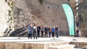 Isabel Mateu y Marga Portell leen el Manifiesto del 4 de febrero 2023