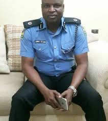 He gained fame for his exploits that resulted in the arrests of some of the most notorious kidnappers and murderers in nigeria. Meet Abba Kyari The Youngest Nigeria Assistant Police Commissioner Naija News Olofofo