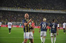 Ülker stadı'nda tribünlerin tamamı dolarken, müsabakayı 42 bin 358. Fenerbahce 3 1 Besiktas