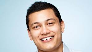 Gaya rambut ini sangat rapi dengan namun, model ini tentunya akan lebih cocok untuk wajah lonjong dan persegi. Potongan Rambut Pendek Pria Sesuai Bentuk Wajah A Photo On Flickriver