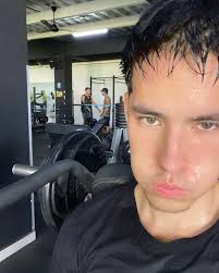 Daniel Ruales (@dxniel___15) • Instagram photos and videos