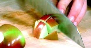 Make Irresistible Apple Crisp With 30 Minute Meals Chef Rachael Ray Apple Crisp Apple Crisp Recipe Food Network Apple Crisp Recipes