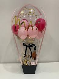 Hot Air Balloon Gift Boxes Balloonit In 2020 Birthday Balloon Decorations Balloon Gift Balloon Baby Shower Centerpieces