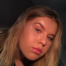 Emma Root (@emma_rootx)