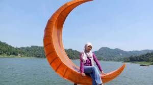 Waduk sermo terletak di sermo kulon progo yogyakarta. Spot Foto Harga Tiket Waduk Sermo Kulon Progo