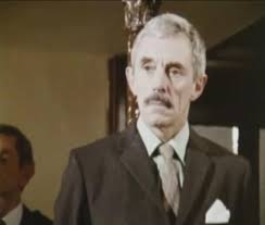 Escape" Alfred Hinds (TV Episode 1980)