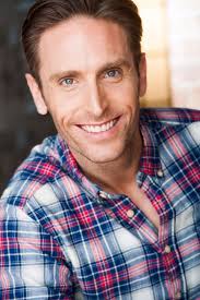 Wigs From Scratch: Interview with Wig Maker Maurice Neuhaus