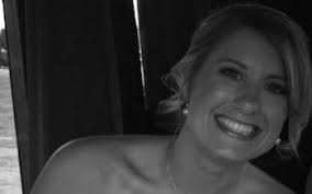 Widower discovers photo of wife in the wedding dress he never got to see  her in