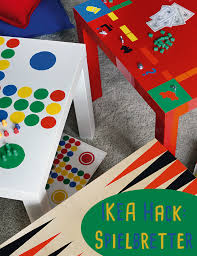 Ikea Hack Macht Aus Tischplatten Bunte Spielbretter Kinderspieltisch Ikea Diy Kinder Zimmer