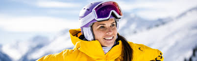 A small cocoon perfect for your head, reserved for women skiers in search of adrenaline. Anna Veith Head The Success Story Continues Head