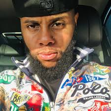 A Queen will always turn pain into power and her wound into a weapon. You  don't have to become rough because of what you've been through. You can  still be soft and