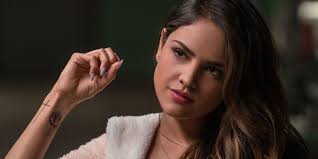 She was born on january 30, 1990 and is the daughter of former model glenda reyna.1 eiza gonzález. Baby Driver Why Eiza Gonzalez Almost Couldn T Do The Movie