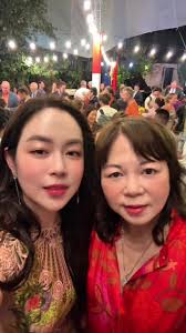 Chúc mừng Ngày của Vua 🌷Chúc đất nước Hà Lan luôn thịnh vượng, người dân  hạnh phúc và tràn ngập sắc cam rực rỡ 🧡 Happy King’s Day 🌷Sending warm  wishes to the Netherlands for a joyful celebration ...