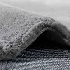 Viele top produkte im angebot! Fellteppich Kunstfell Teppich Imitat In Grau Dicht Flauschig Seidiger Glanz Hochflor Vimoda Homestyle