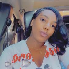 I'm 2.3 seconds away from cutting my hair all off again 😩😩