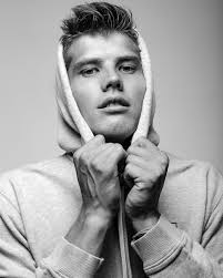 Weston Applegate (@wesapplegate.jpg) · New York City, NY