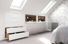 Bassi armadi blindati armadi classici armadi ponibili armadi da esterno armadi design armadi di lusso armadi armadio mansarda ikea home design e interior ideas refoias è anche possibile vedere più posto armadi bassi per mansarde ikea che è l articolo principale di armadio mansarda ikea. Come Sfruttare Gli Angoli Bassi Della Mansarda