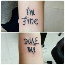 Nhìn cách jungkook lựa chọn việc không ghi rõ dòng chữ please love me còn cho thấy được khiếu nghệ thuật. Hinh XÄƒm Bts Ä'áº¹p Nháº¥t Tattoo Bts Mini Chá»¯ Nhá» Cute