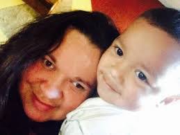 Lenora Lowe's Instagram, Twitter & Facebook