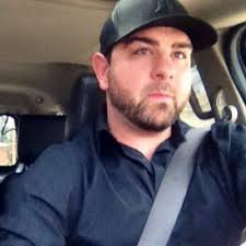 Rick Coss (@thick19rick)