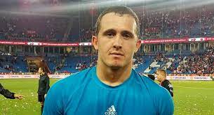 Россиянин подписал контракт на 2 года. Lunev Rasskazal Kak Pozvonil Zhurnalistu Iz Za Lozhnoj Novosti O Zapoe