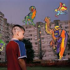 In piazza la sera eravamo in quaranta matti (brr) e gli sbirri fingevano non esistessimo se eravamo in quaranta, ahia ho la bandana mica una pistola Ty1 Nel Nuovo Album Djungle Racconta Il Suo Percorso Di Dj E Produttore Nato In Un Piccolo Quartiere Di Salerno Il Mohicano